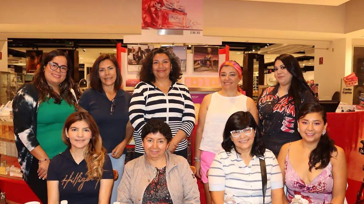 FOTO PRINCIPAL SJR Se reunieron para conocer las tendencias de moda