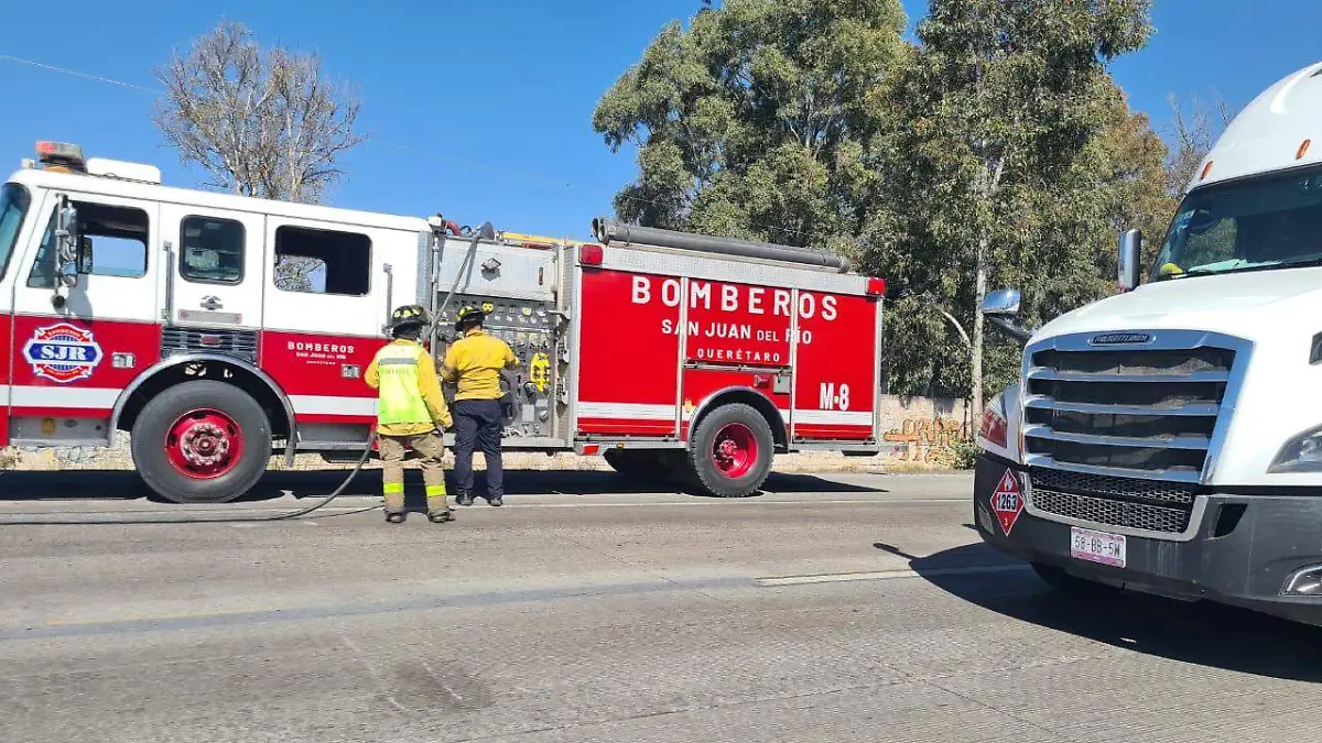 SJR POLI TRABAJARON EN LA