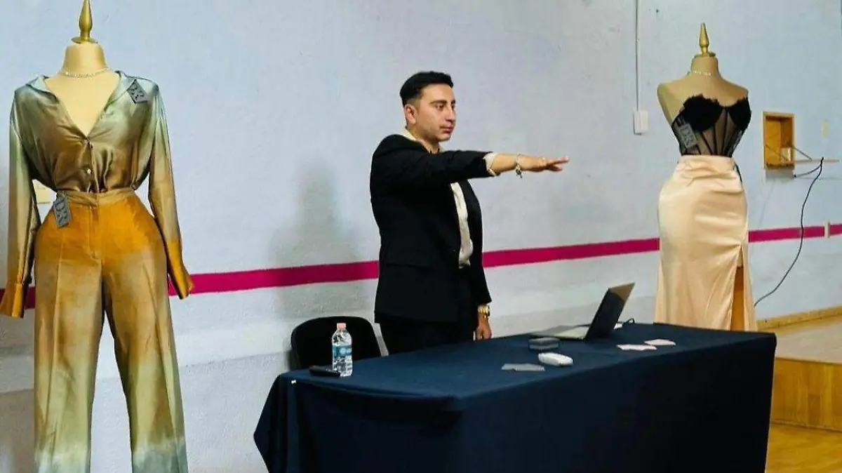 SJR Tomando protesta en la ceremonia
