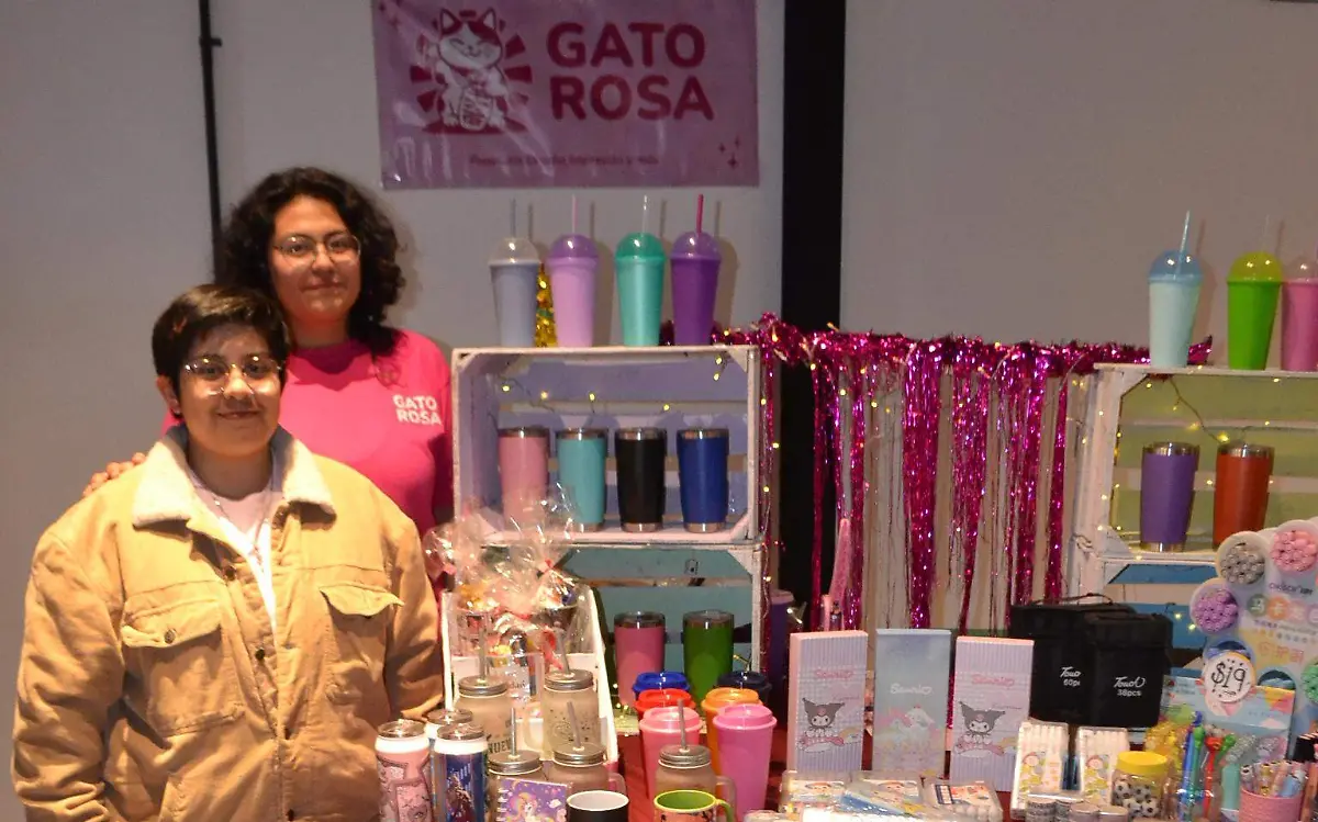 SJR Diana y Fernanda de Gato Rosa