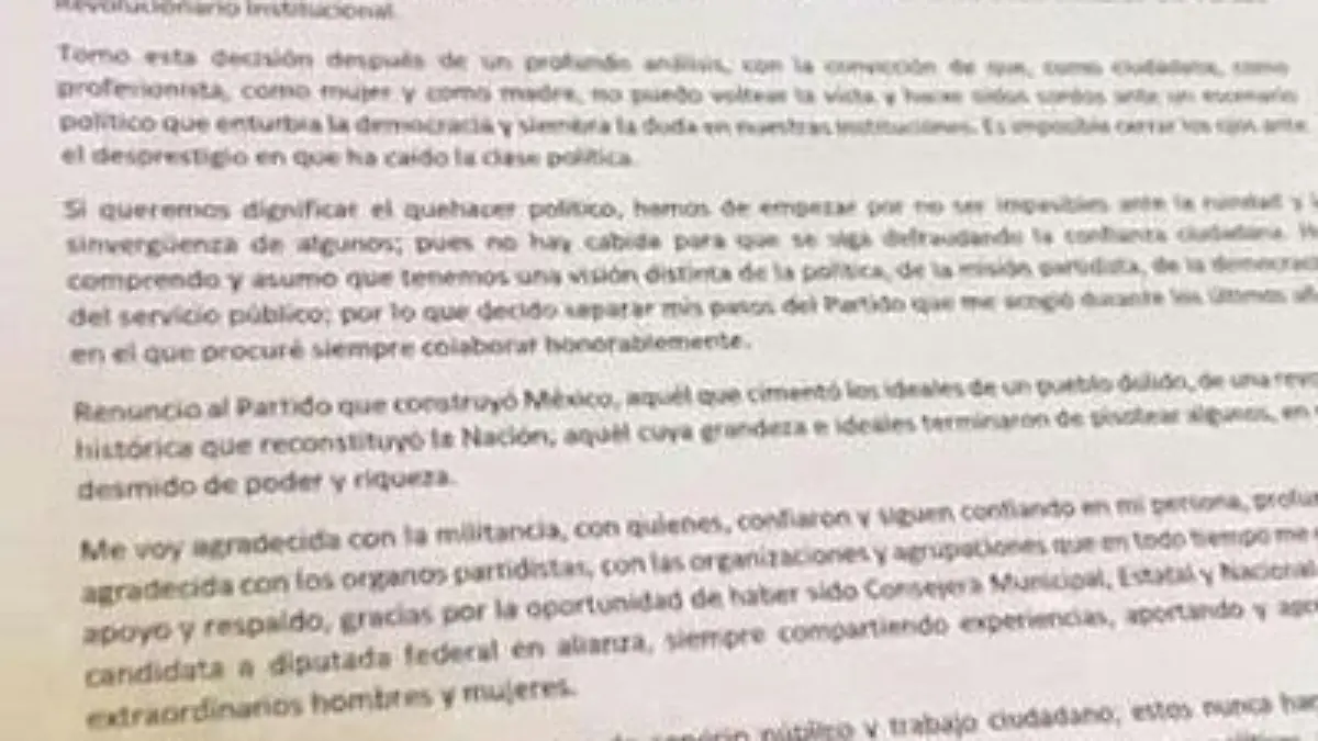 Tania Ruiz Castro renunció al PRI.