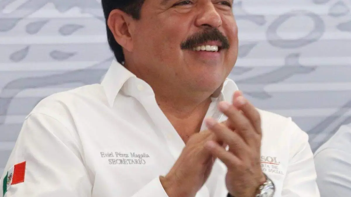 Eviel Pérez Magaña, titular de la dependencia a nivel nacional