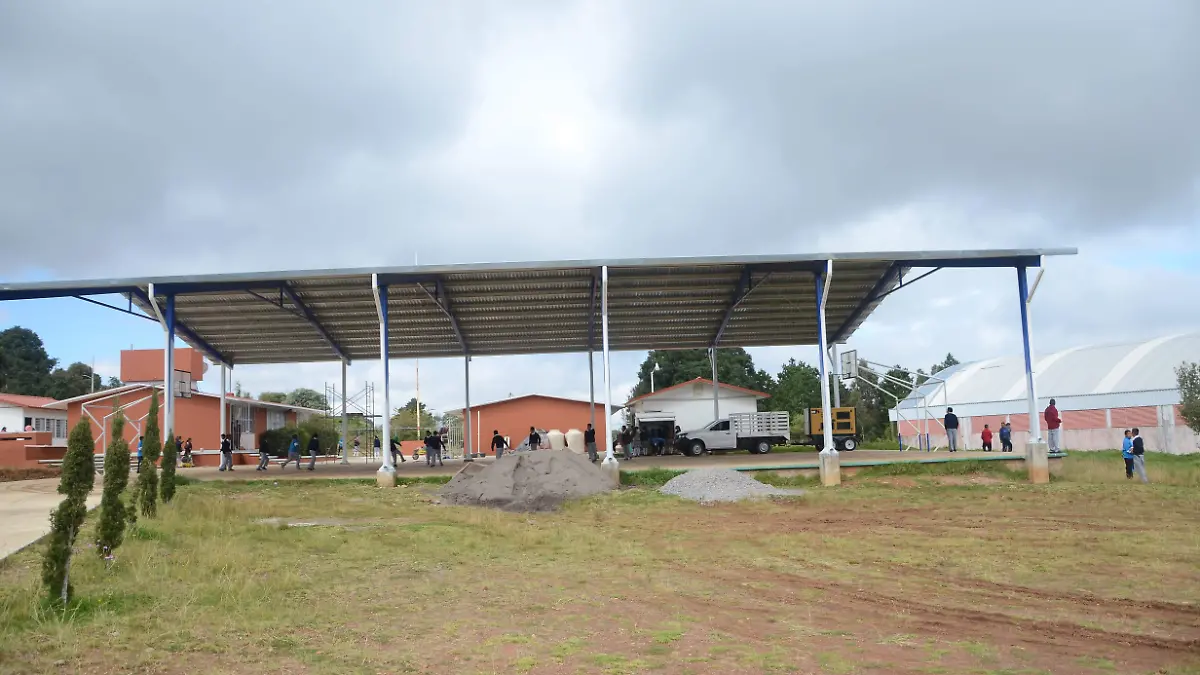 Fortalecerán de infraestructura escuelas de Amealco.