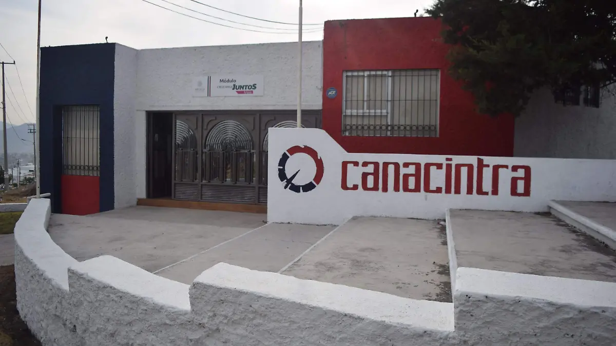 Si no es posible obtener la donación%2c Canacintra propondrá comodato para hacer uso