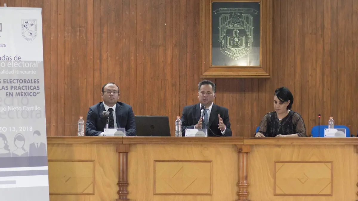 Santiago Nieto Castillo encabezó la conferencia “delitos electorales y malas prácticas en México”.