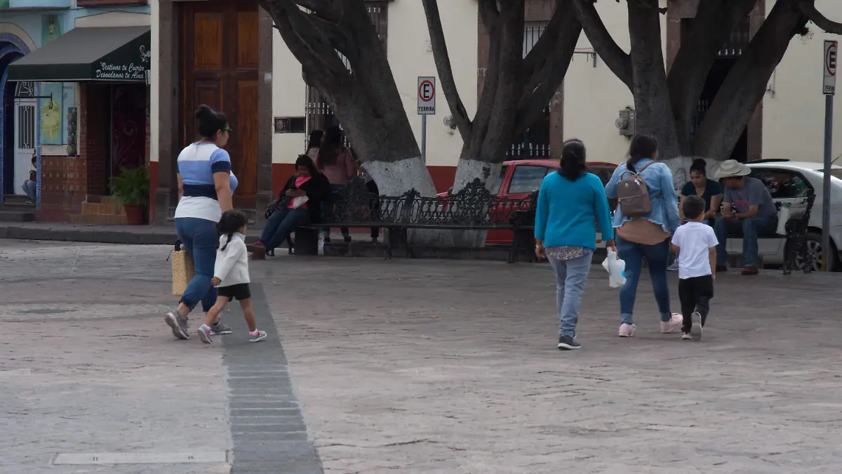 Acercarán pláticas a padres familia.  Foto César Ortiz  El Sol de San Juan del Río.