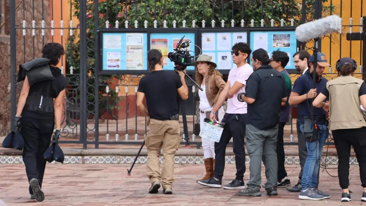 Película Sara, Amor y Revolución