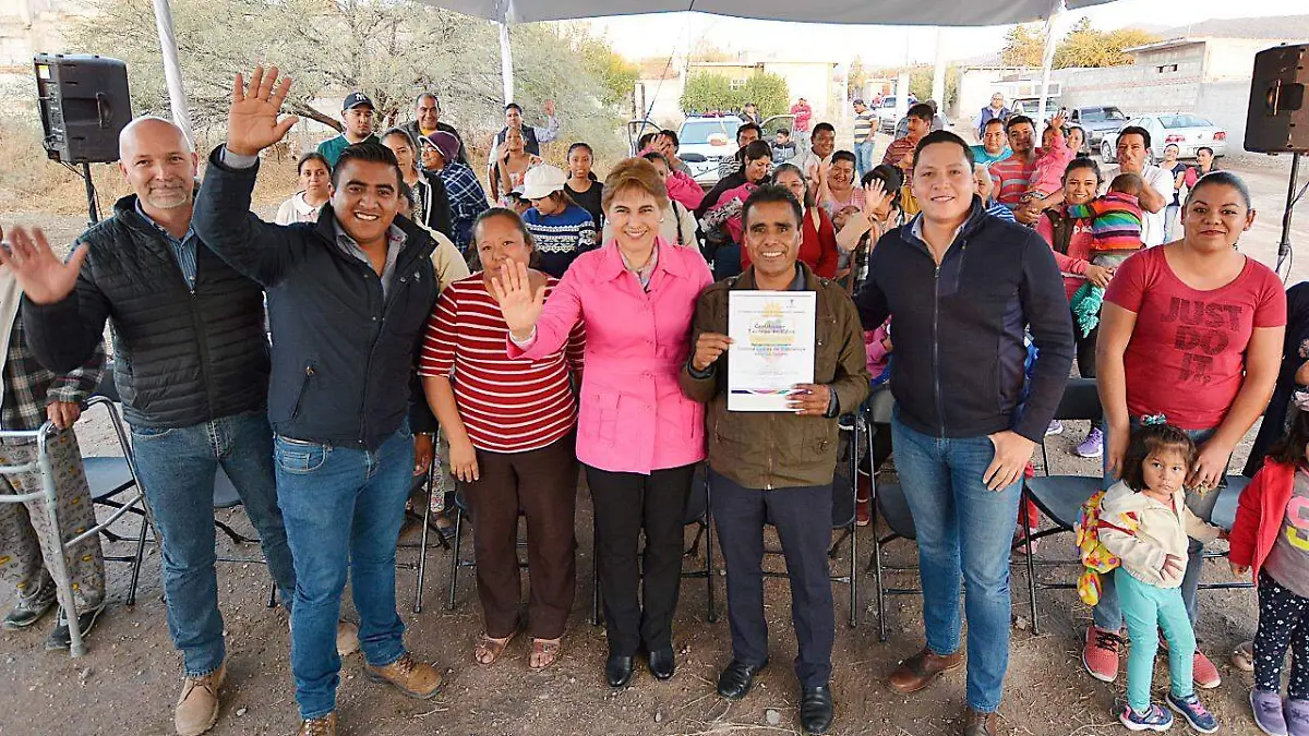 En representación del alcalde, Antonio