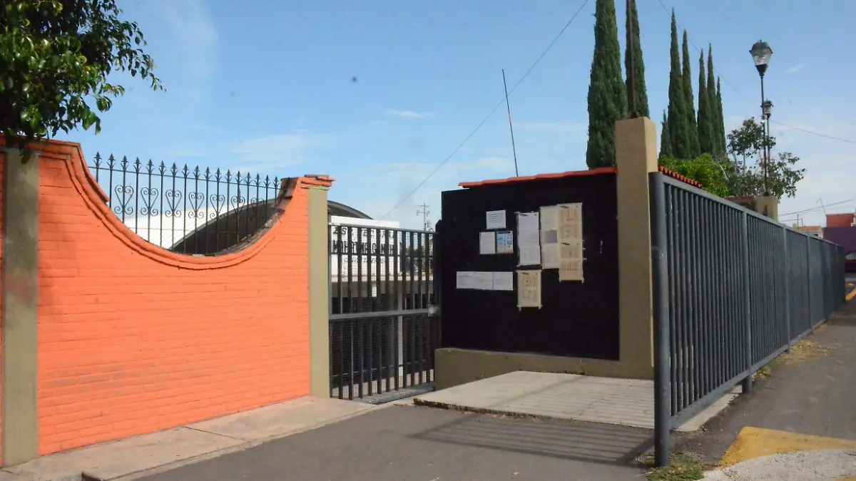 Atenderán denuncias de cobros de cuotas escolares