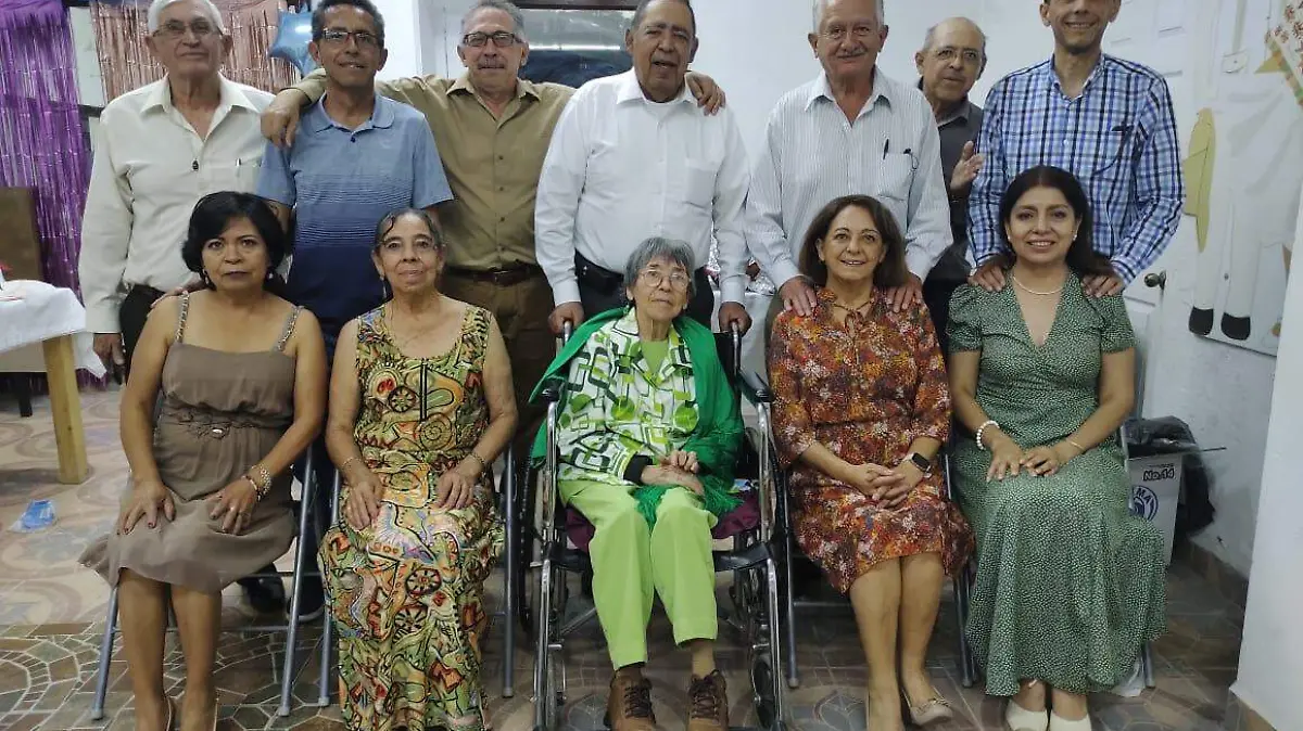 FOTO PRINCIPAL SJR Con sus nueras