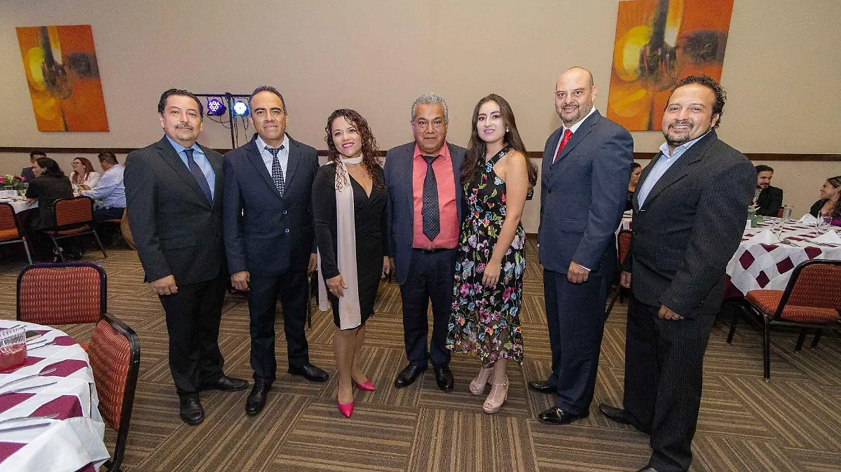 FOTO PRINCIPAL SJR Gamaliel Robles, Emmanuel Jaramillo, Carlos Cuellar, Monica Ortiz, Martin Luna, Francisco Diaz, Luis e Isabel Reynoso