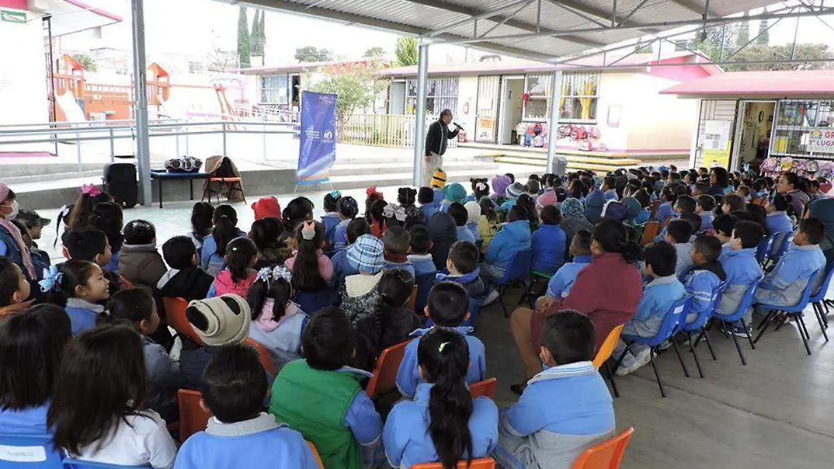 Utilizan dinámicas para hacer más atractivas las jornadas de lectura. Foto Cortesía Comisión de Educación.