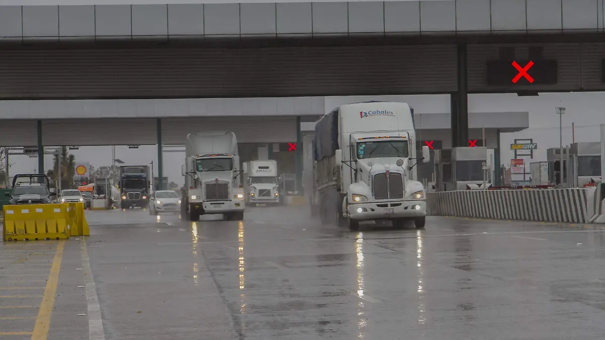 Los accidentes carreteros tienden a presentarse con mayor frecuencia con llueve.  Foto