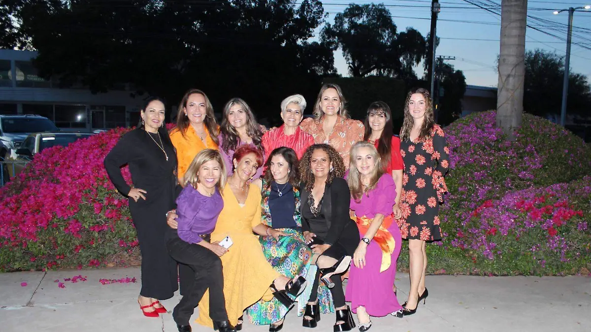 SJR Con sus mejores amigas de toda la vida