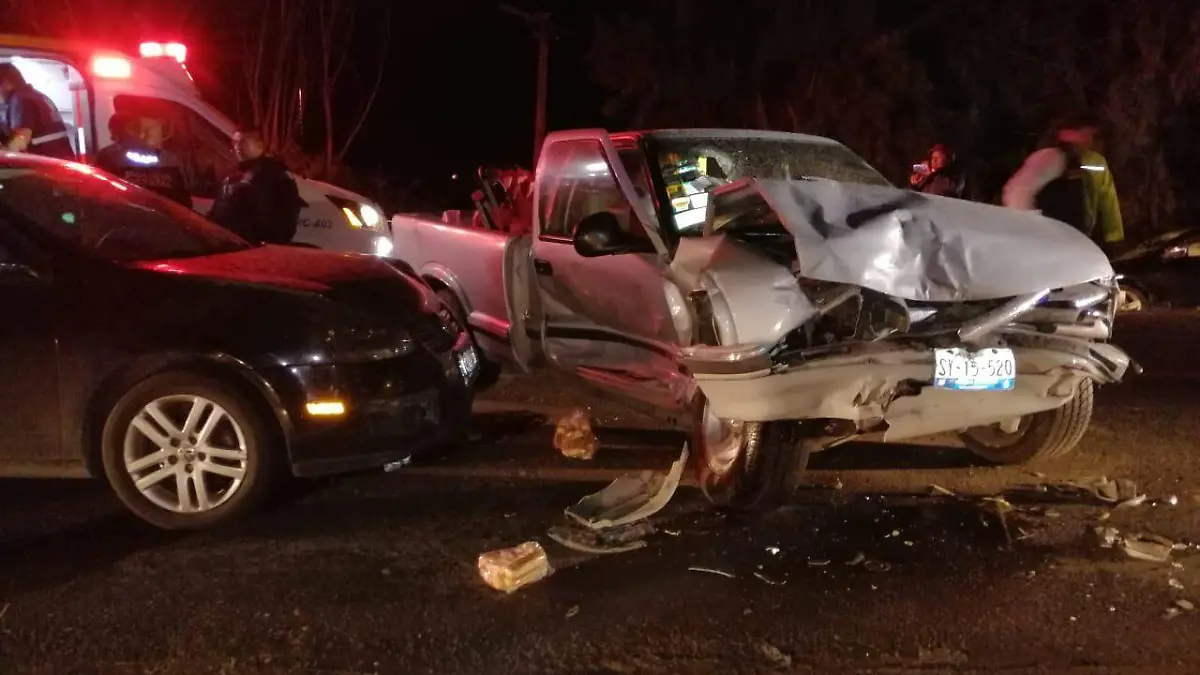 13 MAR LA CAMIONETA RECIBIO