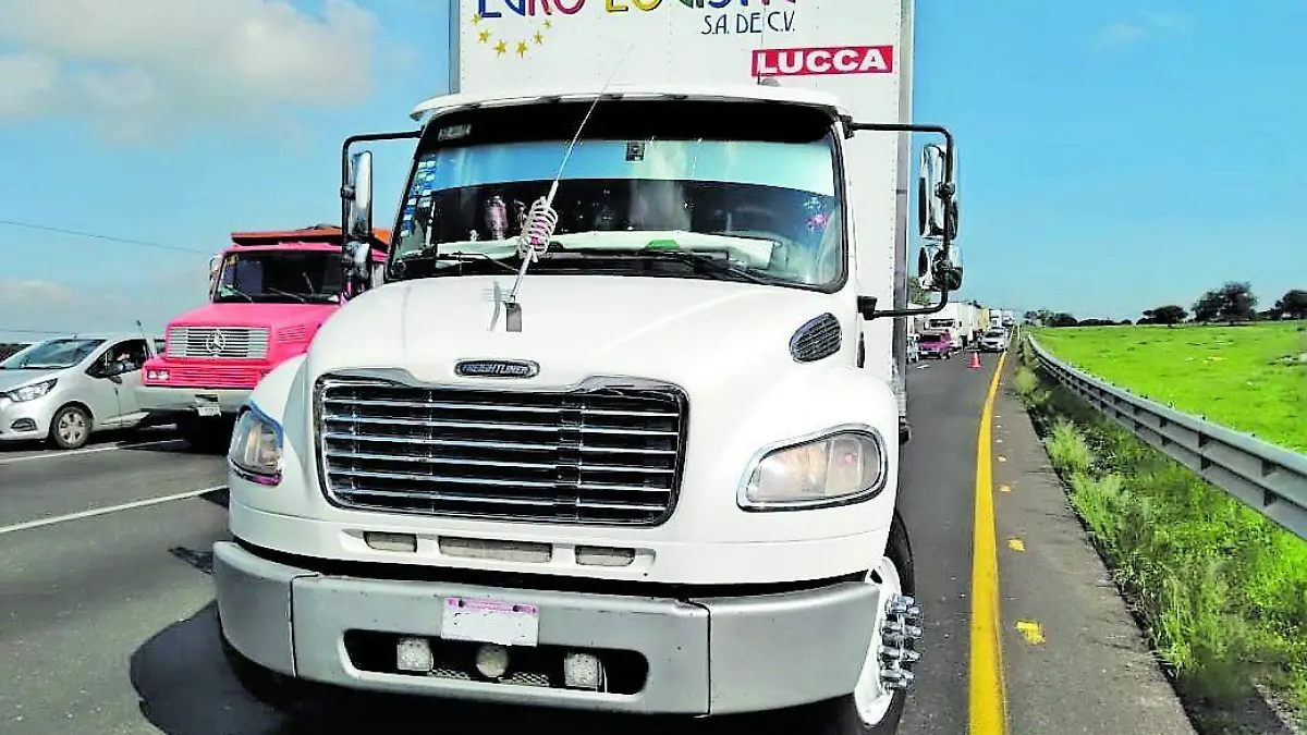 SJR POLI EL CAMION NO_CMYK