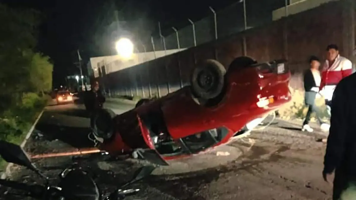 SJR POLI TERMINO CON LLANTAS