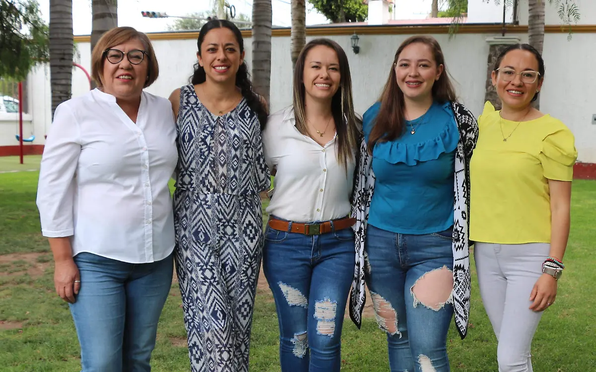 SJR Aida, Pris, Karen, Isa y Montsy