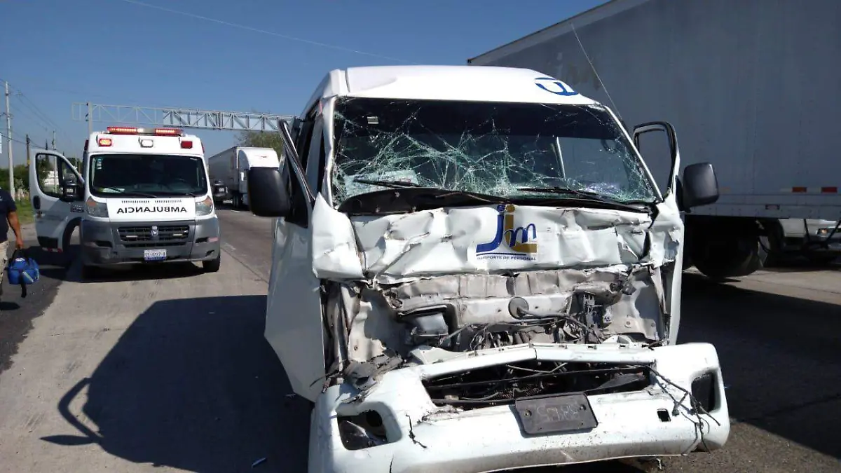 24 MAR LA CAMIONETA CHOCO