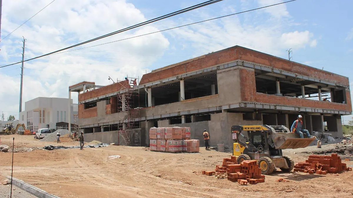 Lluvias impiden desarrollo de actividades en la construcci_n