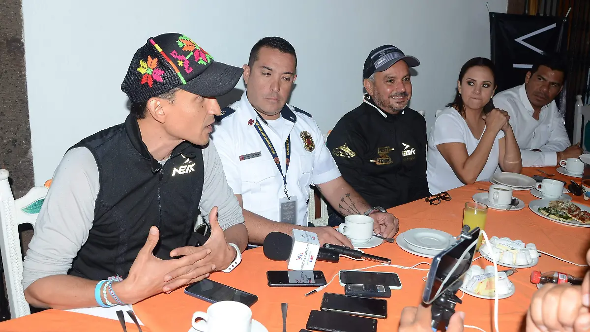Edgar Merino “Korridori” y René Ybarra explicaron que “La corredera” es más que una conferencia. Foto Jacob Cabello