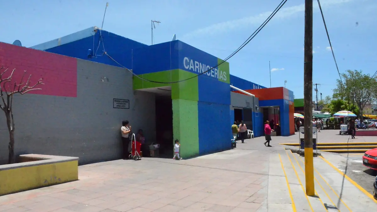 Desean incrementar ventas.  Foto Luis Luévanos.