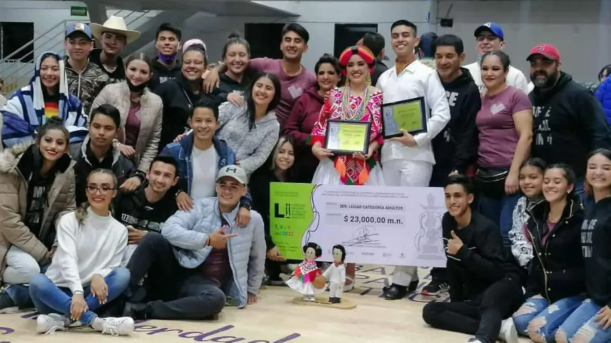 SJR Celebrando los triunfos obtenidos