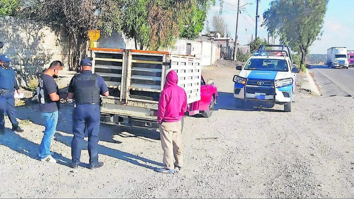 SJR POLI EL CHOFER FUE DTENEIDO_CMYK