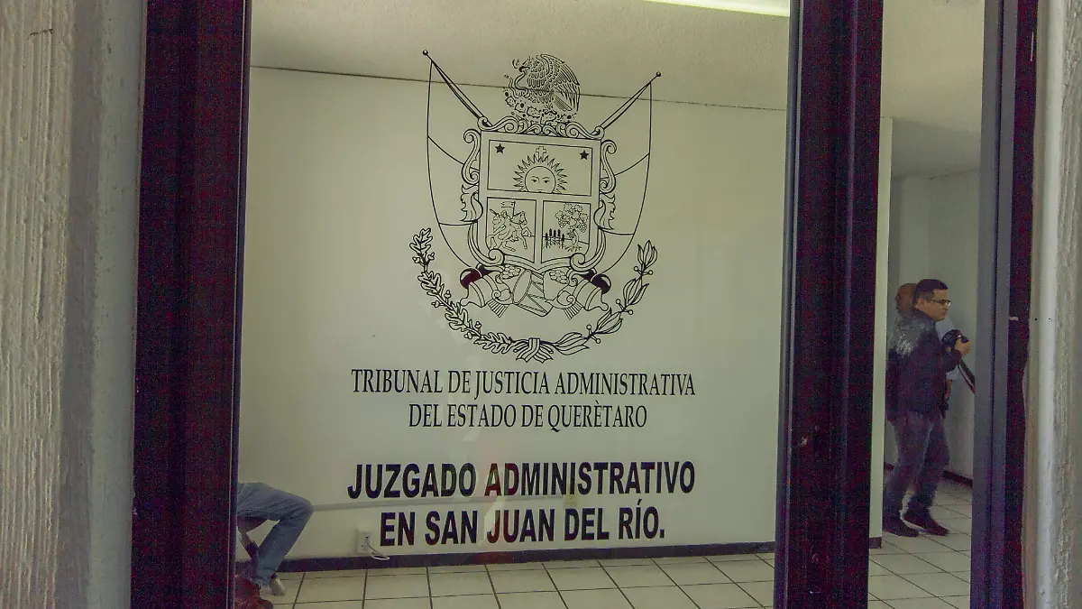 Invitan a universitarios a colaborar en Juzgado Administrativo de San Juan del Río.  Foto César Ortiz  El Sol de San Juan del Río.