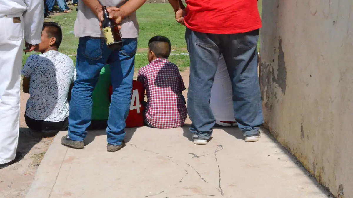 En reuniones familiares hay m_s riesgo de contagio de coronavirus.  Luis Lu_vanos  El Sol de San Juan del R_o.
