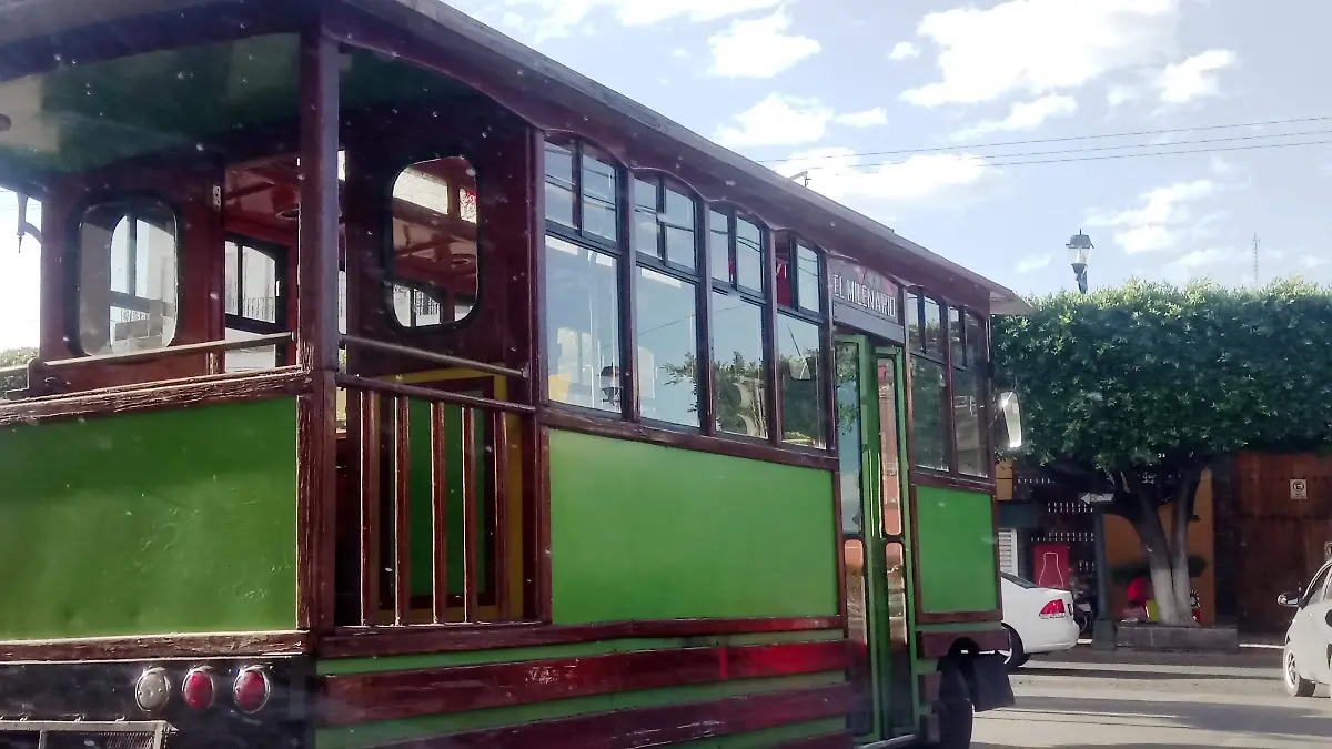 Baja turismo, as_ como el potencial econ_mico de los pocos visitantes.  Monsetrrat Garc_a  El Sol de San Juan del R_o.