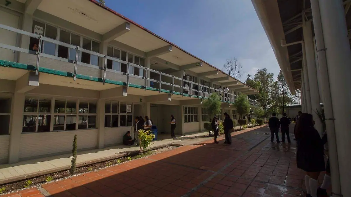 En el Conalep plantel San Juan del Río se instalaron cuatro cámaras de video vigilancia