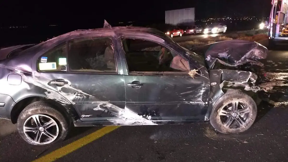18 AGOSTO. El auto se impáctó