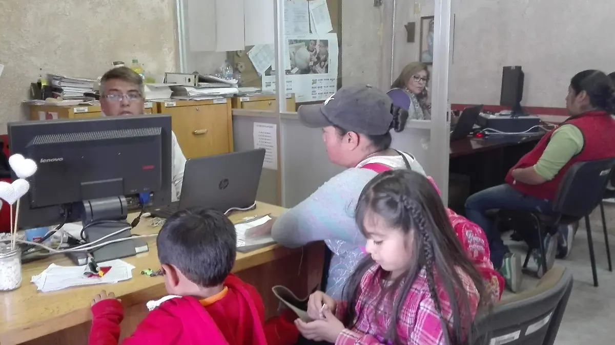 La USEBEQ atendió en la región dos mil 57 registro de menores a preescolar, primaria y