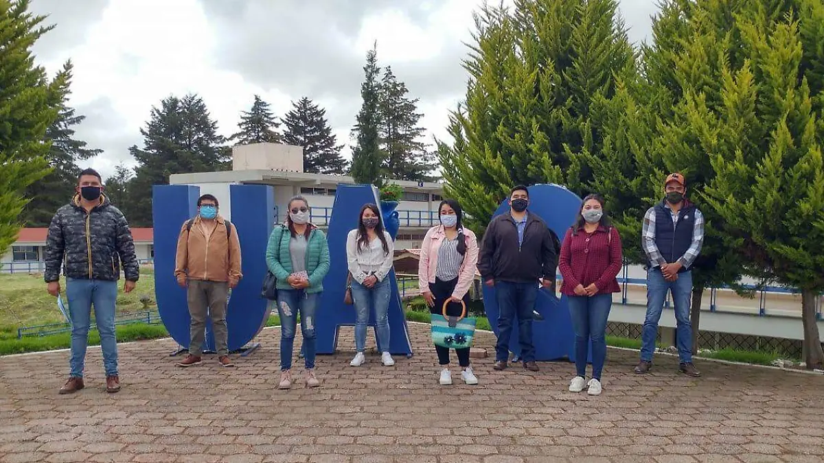 Presentan convocatoria de Jóvenes por la Educación en UAQ Amealco.  Cortesía Juventud Amealco.