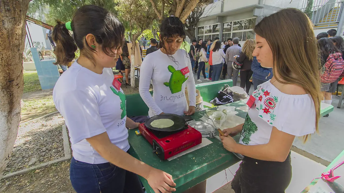Autoridades apuestan para que se sigan generando proyectos de j_venes queretanos.  ARCHIVO.  El Sol de San Juan del R_o