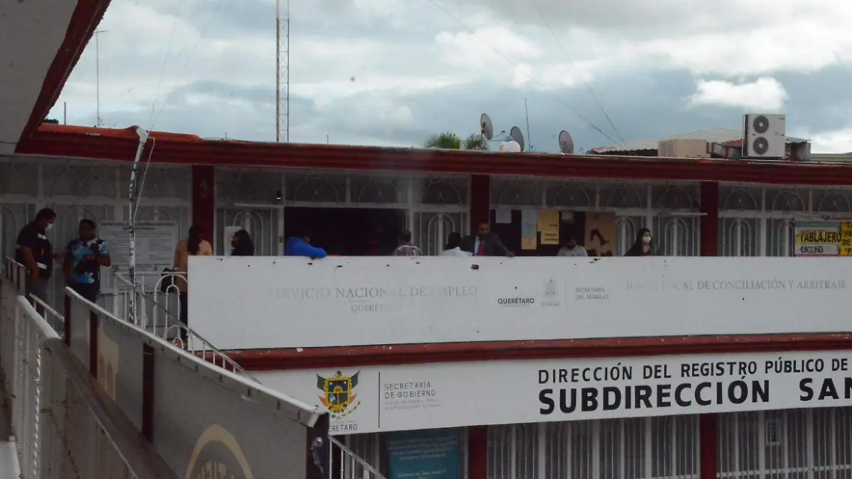 El próximo lunes se llevará a cabo una contratación masiva para empresa sanjuanense.  Luis Luévanos.  El Sol de San Juan del Río.