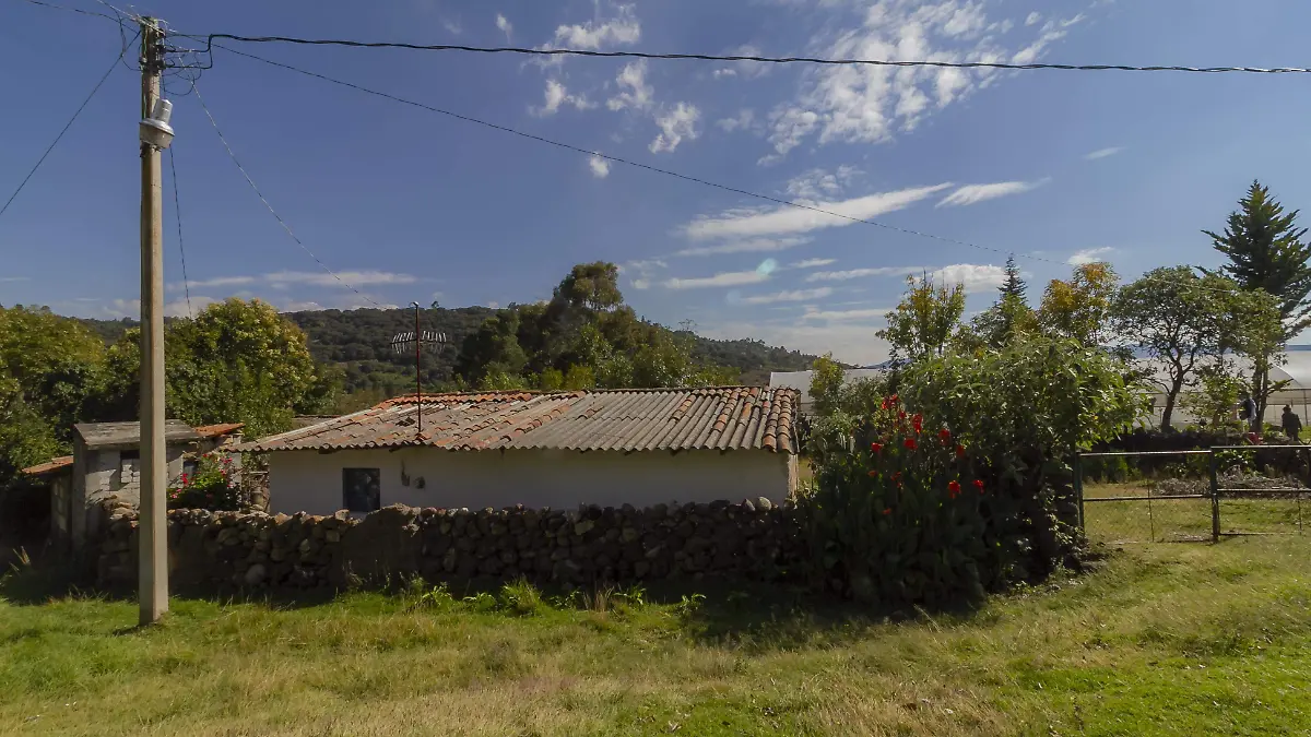 Requieren infraestructura y acercamiento de servicios en San Miguel Tlaxcaltepec.