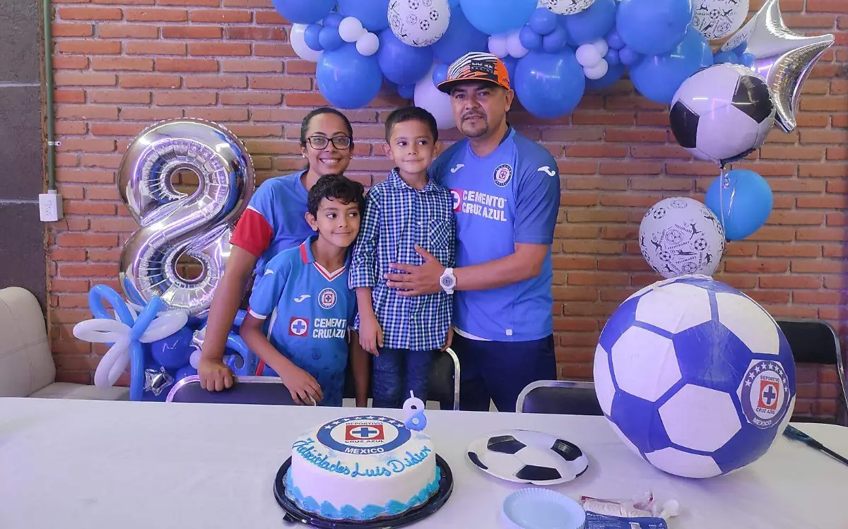 FOTO PRINCIIPAL SJR Familia Bailleres Nucamendi