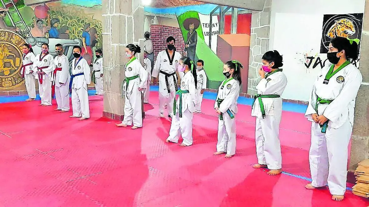 DEP 31 JAGUARES_CMYK