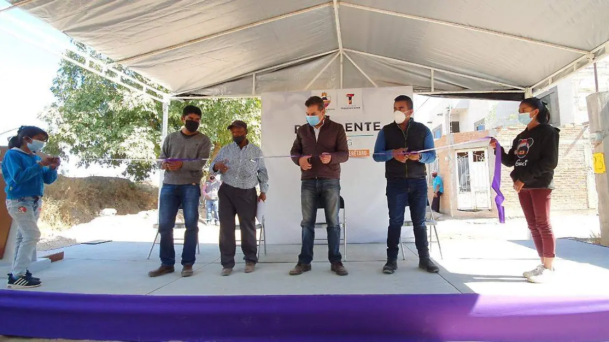 Jos_ Antonio Mej_a Lira, Alcalde de Tequisquiapan, encabez_ la entrega de obra de