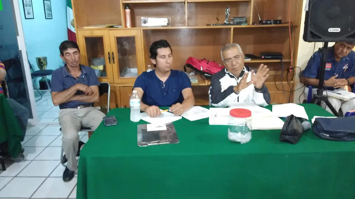 31 01 PRINCIPAL REUNIÓN