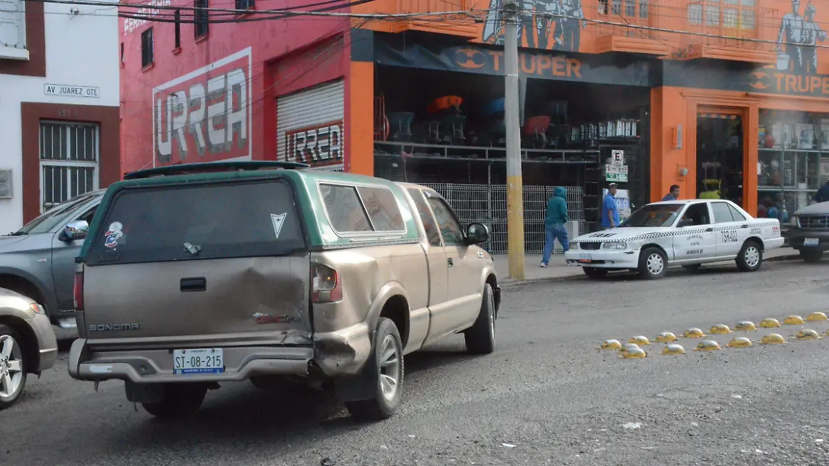 31 ENE LA CAMIONETTA ESTABA