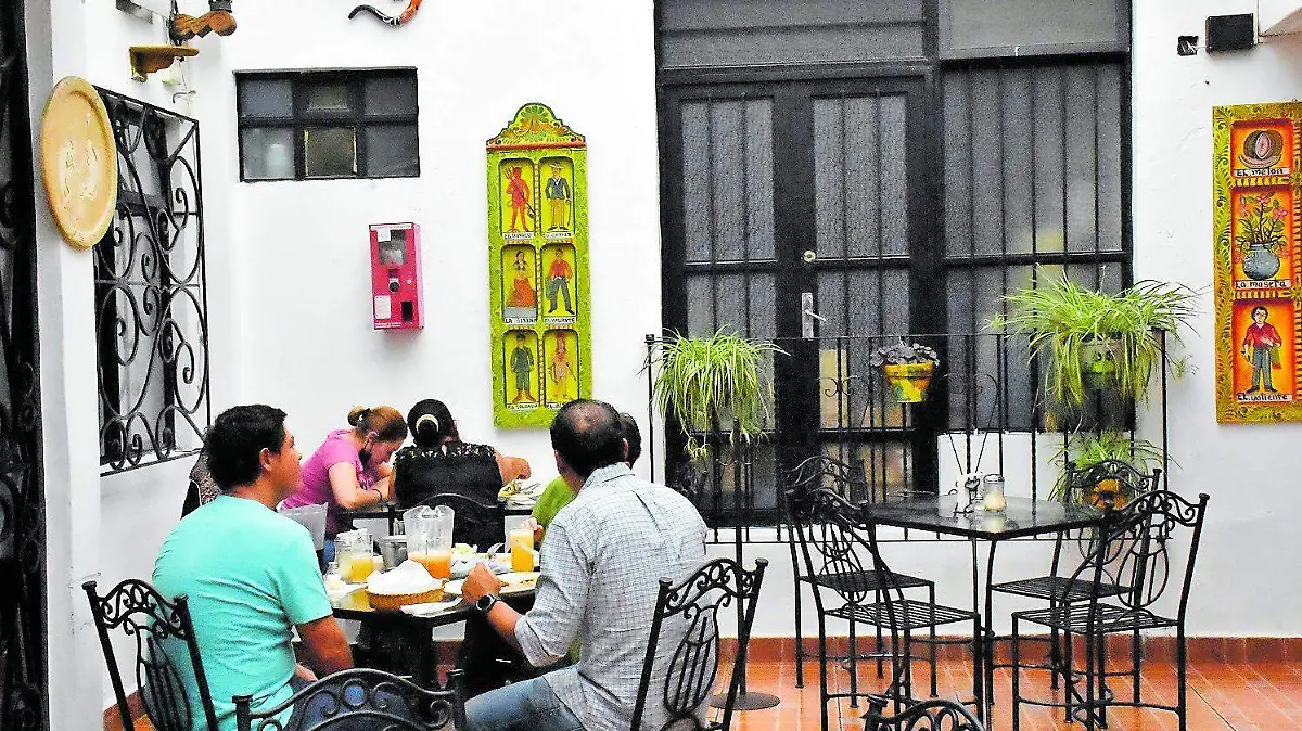 SJR Familias acuden a_CMYK