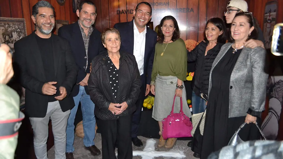 SJR La familia de DAvid LaMAdrid