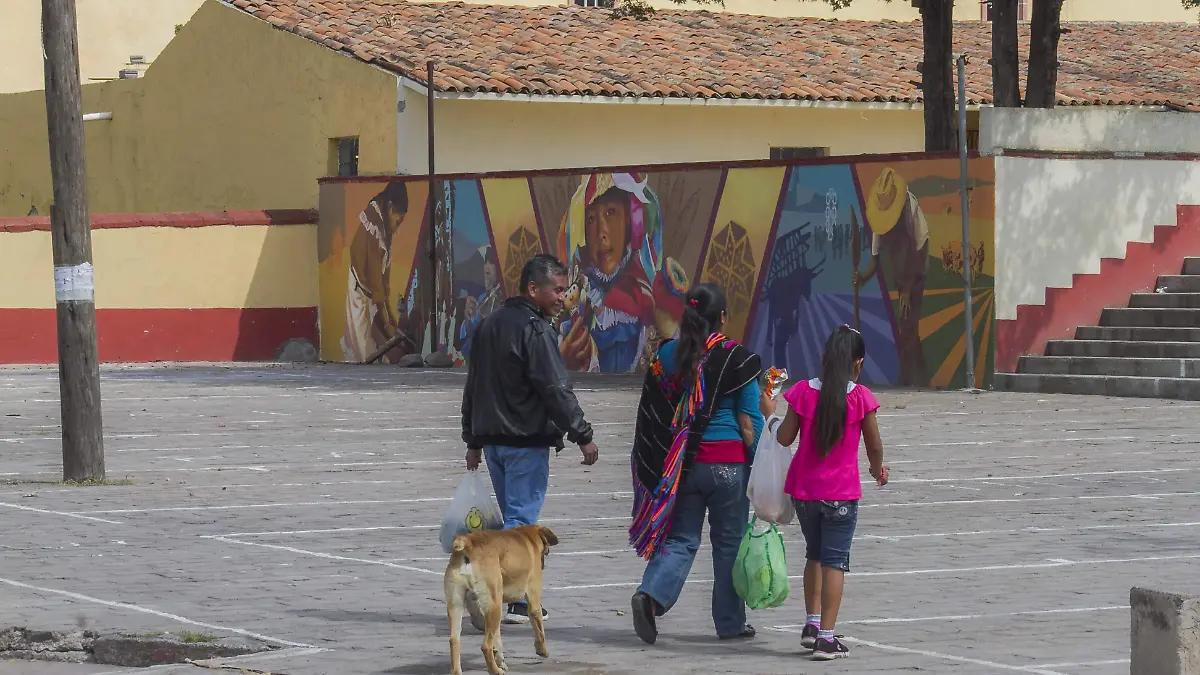 Familias de los seis barrios de la localidad gozan de estos servicios. Foto César Ortiz. El Sol de San Juan del Río.