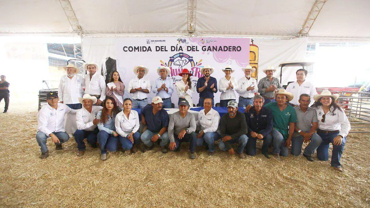 FOTO SJR Comida  de ganaderos en la feria
