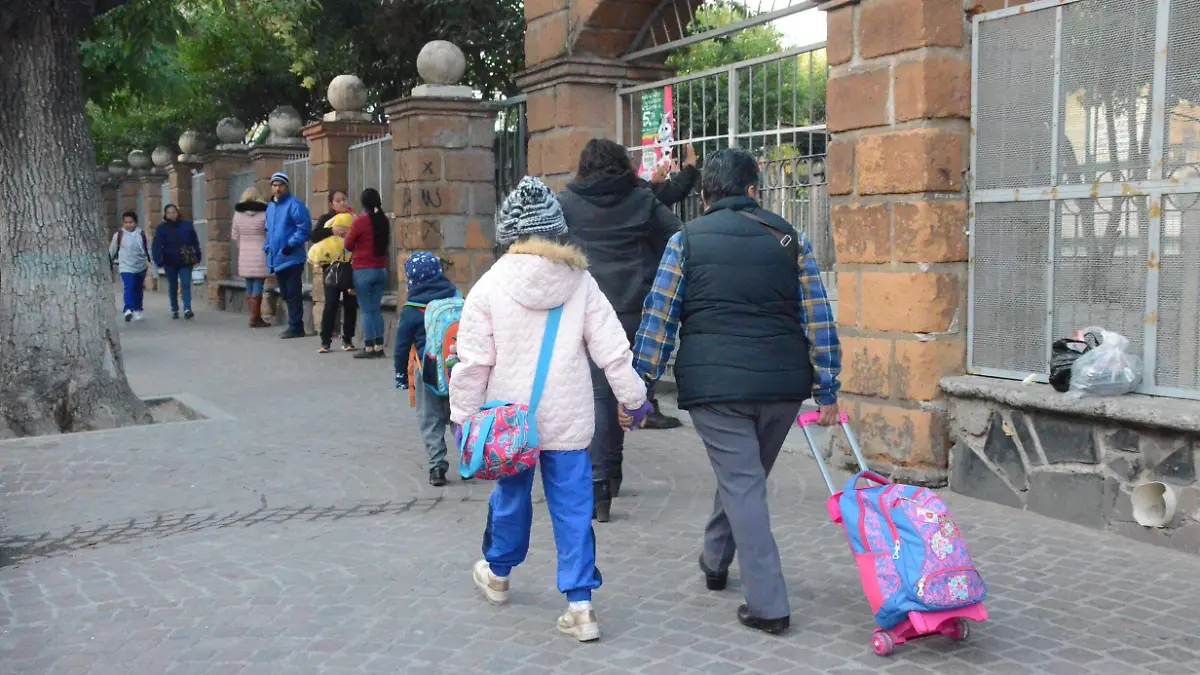 Un tiempo de tolerancia de entre 30 y 40 minutos se implementan en las escuelas para