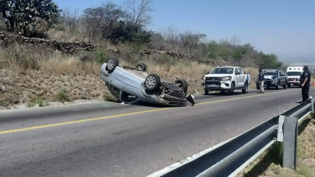 26 MAR EL CHOFER PERDIÓ EL CONTROL