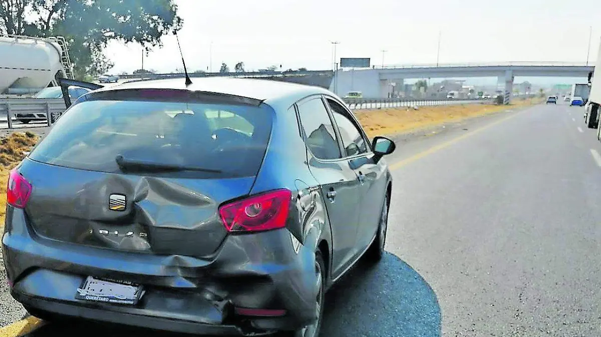 SJR POLI EL IMPACTO FUE DETRAS_CMYK